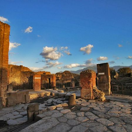 Tra Amalfi, Pompei, Paestum Apartment Салерно Екстериор снимка